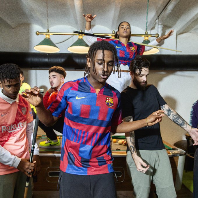 Nike celebra años de relación con el Barça con camiseta polémica