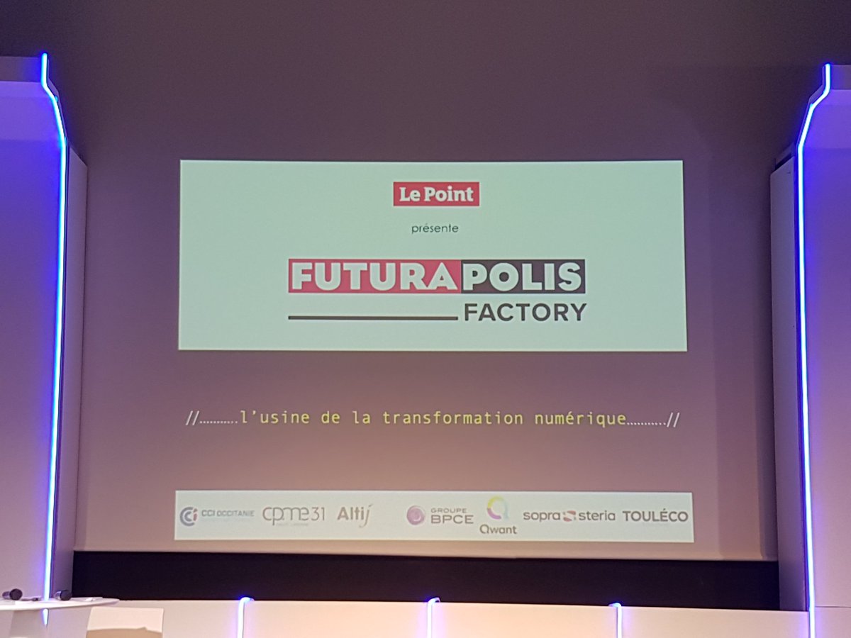 svasselon's tweet photo. Unit-it est au #Futurapolis. La session sur la transformation numérique va démarrer https://t.co/PfP0Wmanq7