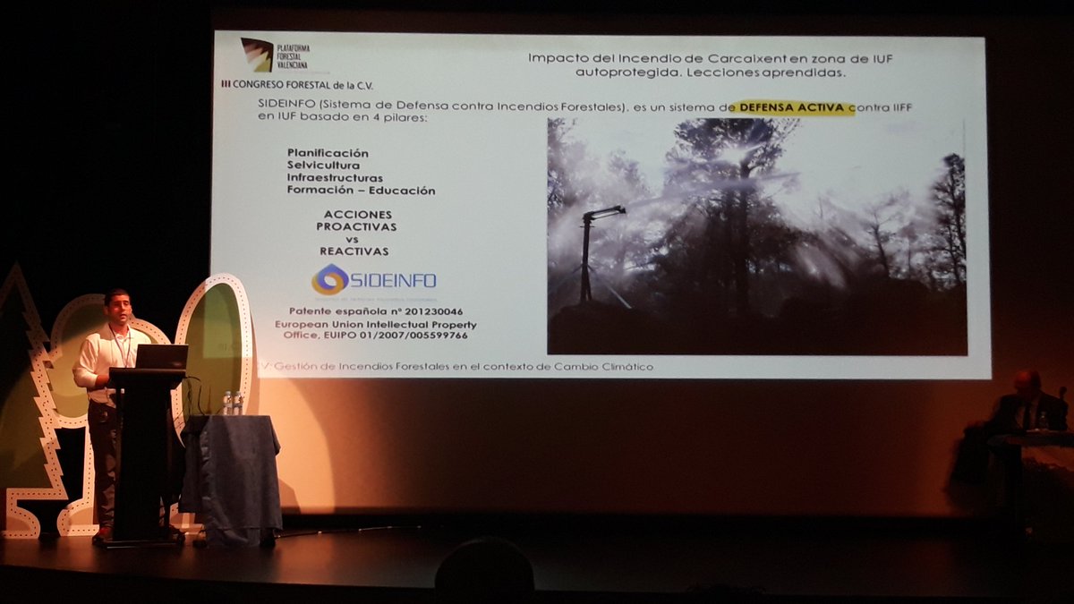 PabloIzni's tweet photo. "SIDEINFO" Sistema de defensa contra incendios forestales.
#IIICFCV https://t.co/Exc47Sr51P