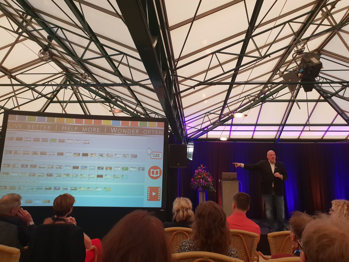 Wakker worden met filosoof Ruud Veltenaar over gebruik van informatie voor de toekomst #transitie Met een pro-actieve mindset aan de slag met democratisering van technologie en 8 institutionele innovaties. lpb.nl/congres-2018/k… #lpbcongres #commonframework #moreelcompas