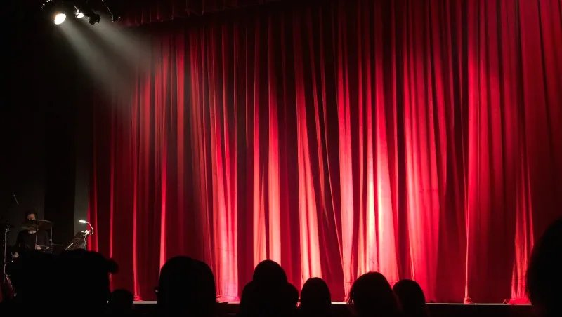 lifehacker's tweet photo. How to pitch a successful TED talk: https://t.co/Bxa9K525kl https://t.co/VmjDe960vO