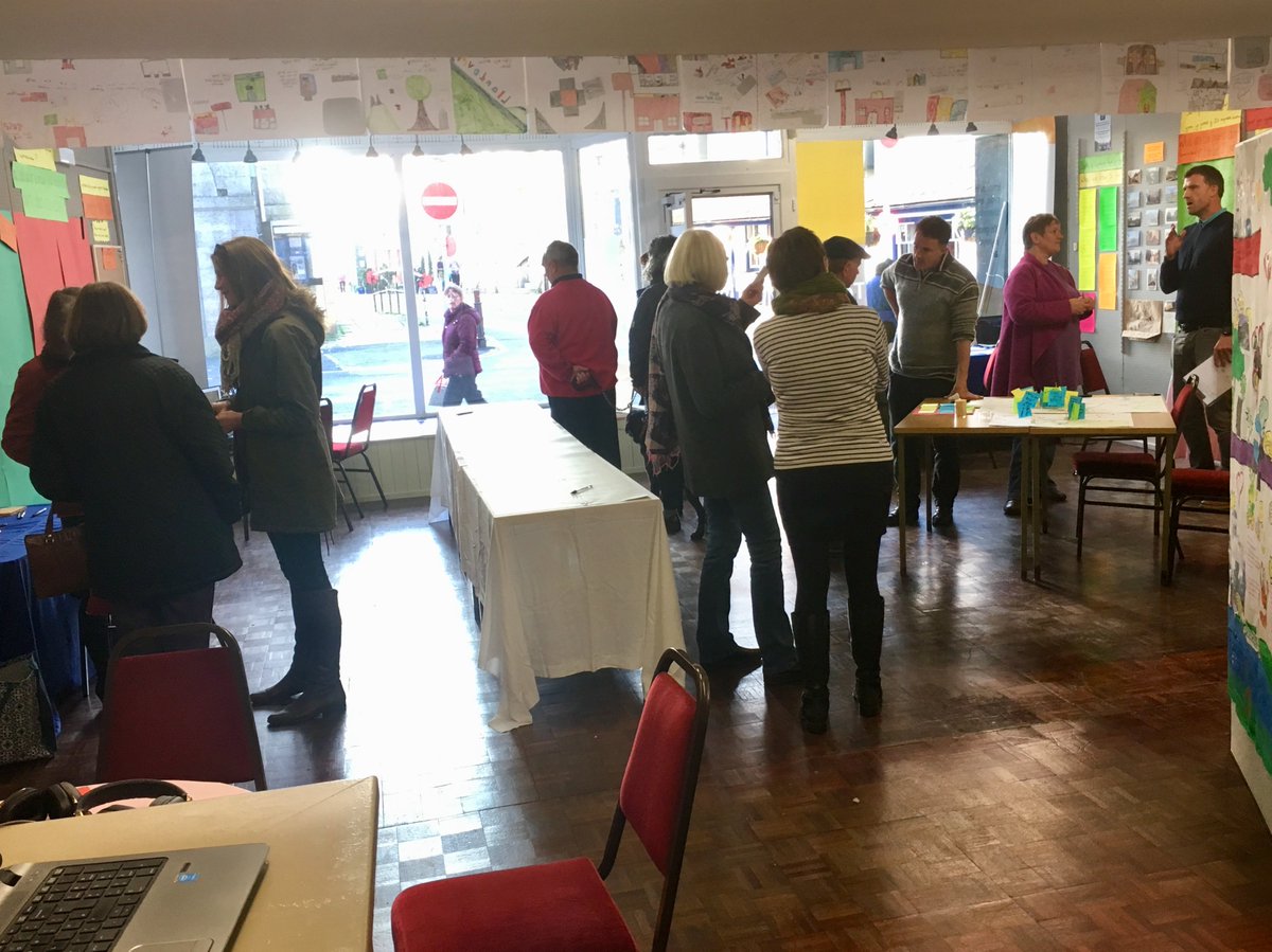 SevernWyeDave's tweet photo. Great day in Llandovery, still time to visit today! Passionate people came to tell us what they love about Llandovery + how they want to make it an even better place in the future. @SevernWyeAdrian @andrewgbrown1 @LoteriFawrCymru @DavidHLlewellyn @BigLotteryWales @johnbiglottery https://t.co/kRV9zxWjph