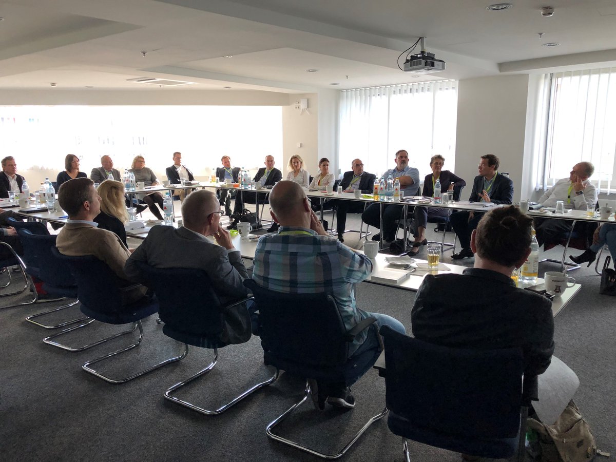 Lebendiger Praxiserfahrungsaustausch beim Round Table Datenschutz. Vielen Dank an die zahlreichen Teilnehmer und den tollen Gastgeber. #backWERK @DFVBerlin <a href="/JanSchmelzle/">Jan Schmelzle</a> 
bit.ly/2K9fUVk