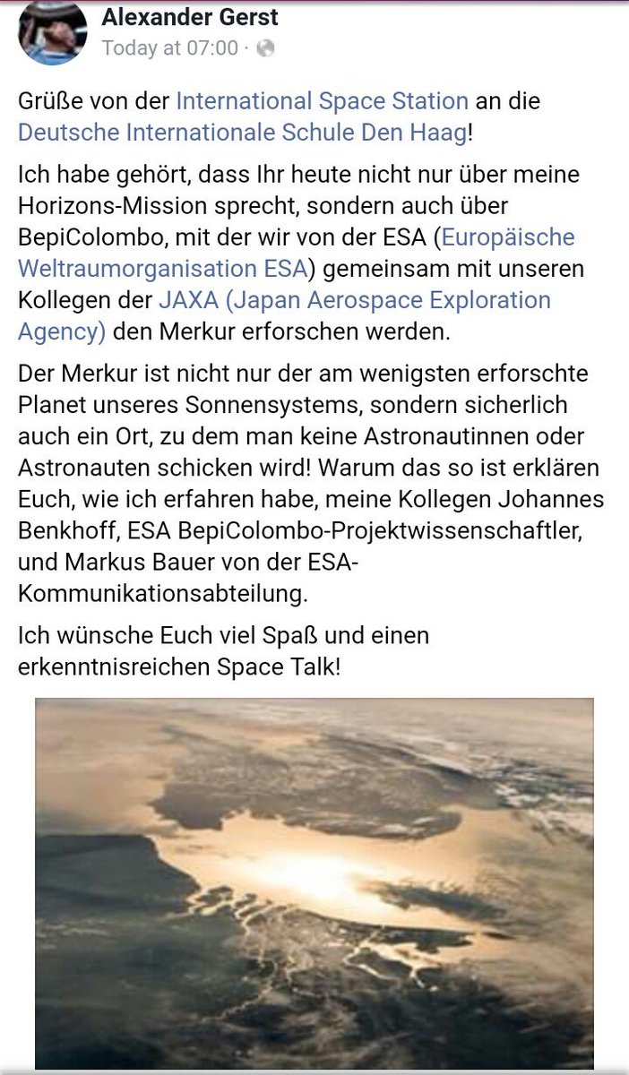 Space Day at the German International School The Hague... a big thank you to ESA/ESTEC for helping us with this fantastic event. It was a unforgettable experience for everybody to come in touch with Alexander Gerst in space.