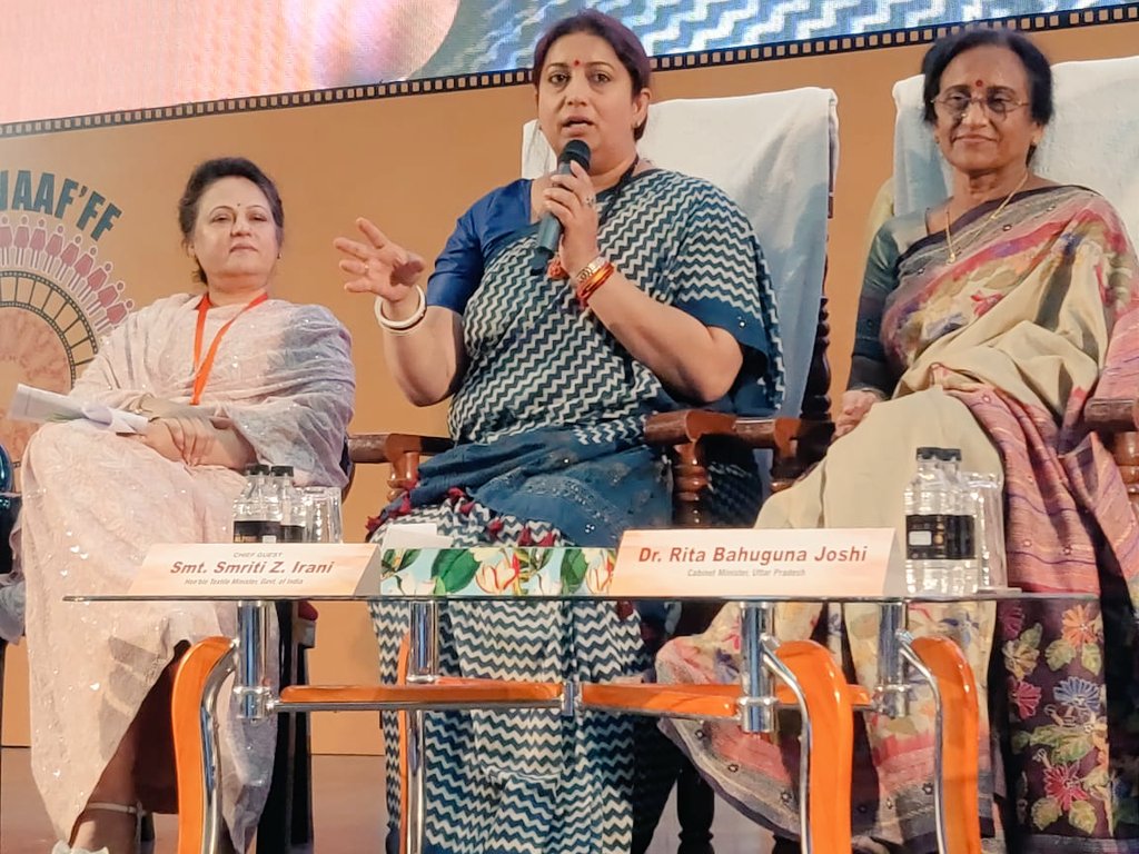 flofilmforum's tweet photo. Panel discussion with honourable minister Smriti Z Irani and Rita Bahuguna Joshi.
#inconversation #filmscreening #workshops #paneldiscussion #masterclass #FFF18 #FLOfilmforum18 #trending
@smritiirani @RitaBJoshi @timesofindia @MumbaiMirror @Midday180 @filmfare @ficci_india @ndtv https://t.co/CKfZcWjl6h