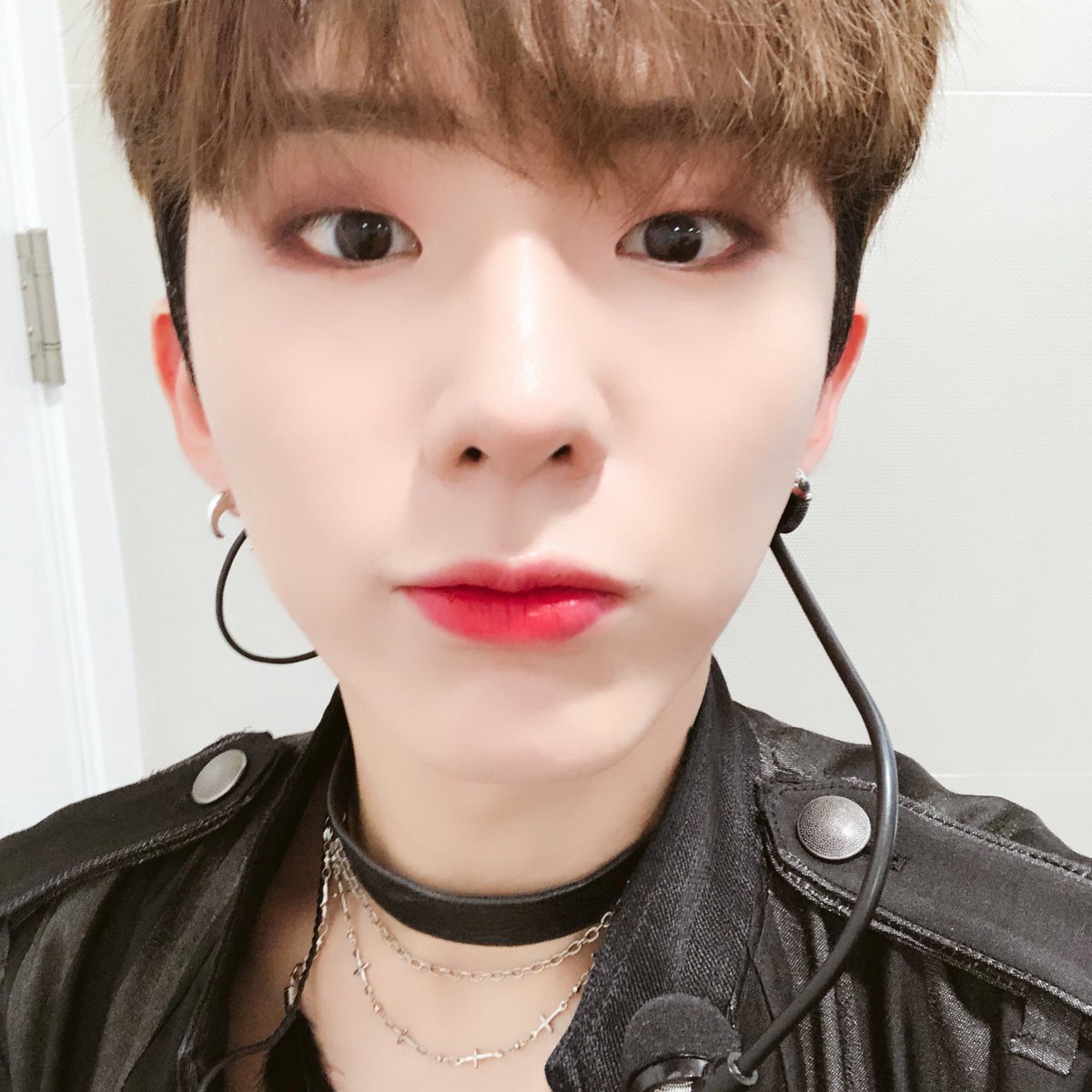 OfficialMONSTAX's tweet photo. [#기현] 이따가 펩시콘에서 본 몬베베들은 따뜻하게 입고오고 못 오는 몬베베들도 감기 조심하세요!!!!!! https://t.co/JU0AxYsMMl