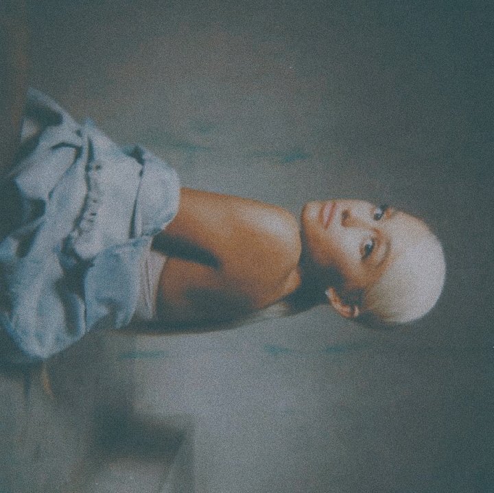 locklaysthetics's tweet photo. ariana grande icons 💗 https://t.co/SnppsvOv31
