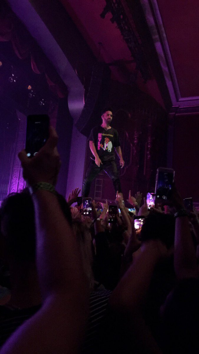Briannawhit_'s tweet photo. king wavy π»π½ #lightspeedtour https://t.co/padFNrKxSK
