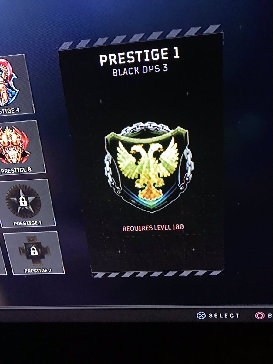 ItsLivewiree's tweet photo. @ATVIAssist  my level 100 prestige emblems relocked. Didn’t happen until today. I’m level 109 at the time of this tweet. Reset Game, Console, cleared game data. Nothing. PlayStation 4 @Treyarch https://t.co/mY4l1Ih3XI