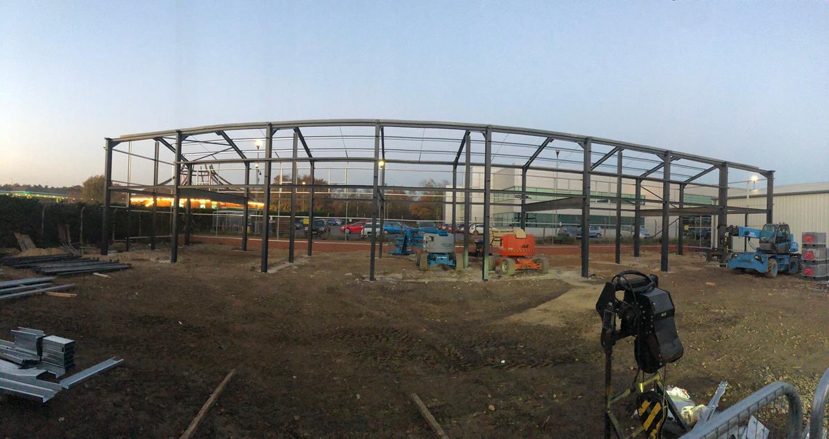 Steel frame installed at #StirlinBusinessPark on schedule, with our own team of Cladder’s due on site next week. This final phase of hybrid units was bought off plan by a shrewd investor. #property #Investment #Lincoln #Business #TeamStirlin