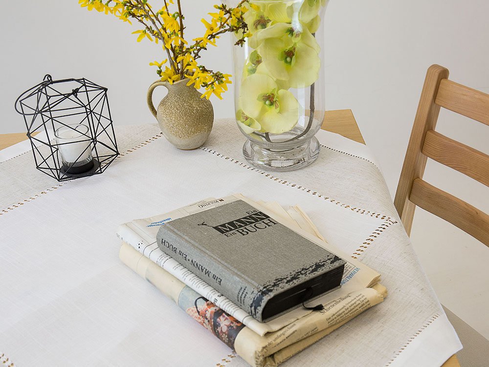 Raumtextilien's tweet photo. Tischlein  deck dich... Finden Sie dafür in unserem Onlineshop diese und viele  weitere tolle Tischdecken in diversen Stilen und Farben!
 #raumtextilienshop #lysel #tischdecke https://t.co/u9HAtjrjZx
