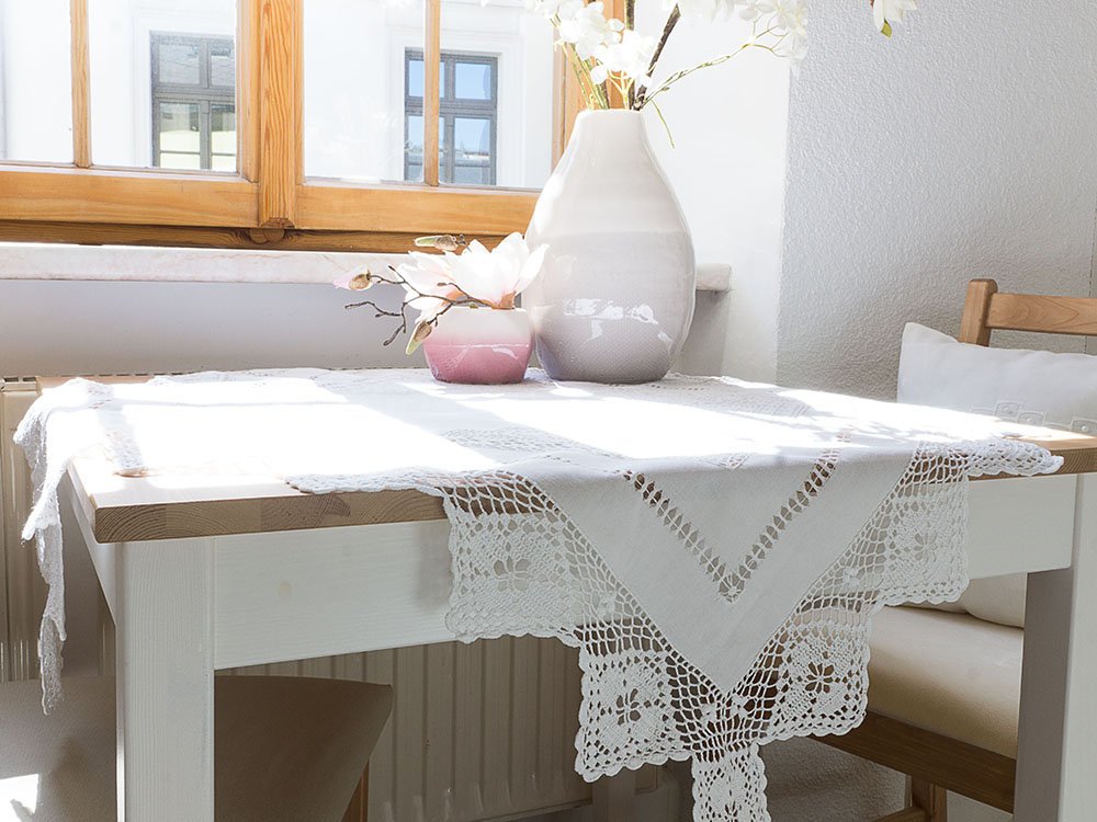 Raumtextilien's tweet photo. Tischlein  deck dich... Finden Sie dafür in unserem Onlineshop diese und viele  weitere tolle Tischdecken in diversen Stilen und Farben!
 #raumtextilienshop #lysel #tischdecke https://t.co/u9HAtjrjZx