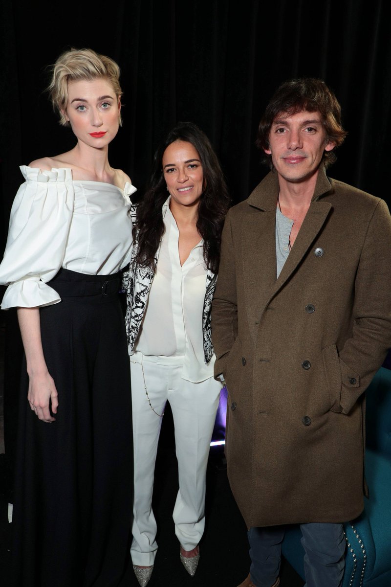 #MichelleRodriguez alongside #LukasHaas, #GillianFlynn, #ViolaDavis and #ElizabethDebicki at the gala screening of #WidowsMovie during the AFI FEST 2018.

Los Angeles | Nov 14, 2018