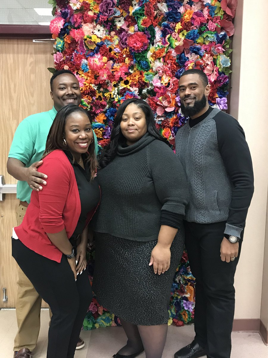 diva_education's tweet photo. Thank you to @CHISDFACE1 for helping to make this event possible! Our parents, staff and students had an amazing time! โค๐ค๐ค๐พ
#ThePermenterWay
#CHISDTheLeadingChoice
#NationalParentInvolvementMonth
@haddox_t
@jdedmun
@MrEtheAP
@TasharaTuck
@robo5656
@PermenterCHISD https://t.co/tPM0TMWKr6