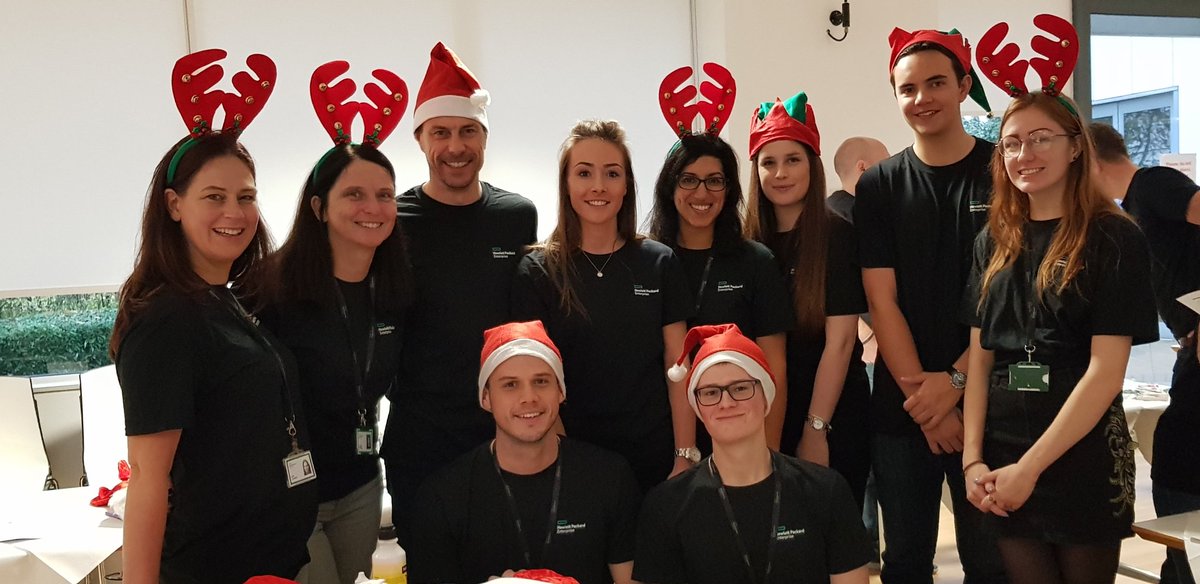 Team SPO ready to decorate and fill Xmas stockings for #reading <a href="/FamilyAidUK/">FamilyAid</a> <a href="/J__Read/">John Read</a> <a href="/KatieeBooth/">Katie Booth</a> <a href="/annlamden/">Ann Lamden</a> <a href="/Cristina030189/">Cristina Patru</a> <a href="/HPE_UKI/">HPE UK and Ireland</a> #HPEGives #HPEInspire