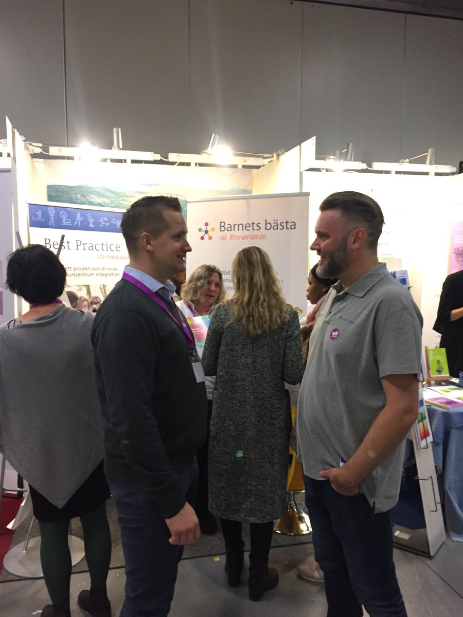 Migrationsverk's tweet photo. Strömsunds kommun driver projektet ”Barnets bästa vid återvändande” tillsammans med https://t.co/7XMG5yRCGC Migrationsverket. I montern på #MRdagarna står projektets representanter och svarar på frågor och berättar mer. Läs mer om projektet här: https://t.co/pgKwvEBvhn https://t.co/u1zkTO2Dsp