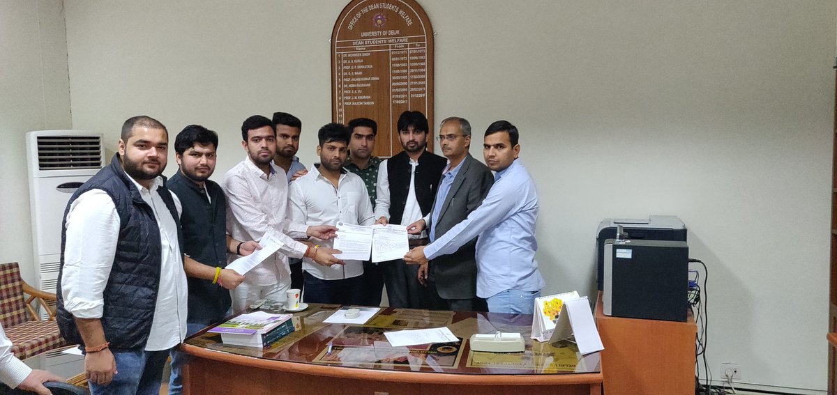 SanjaySingh____'s tweet photo. Memorandum submitted to #DU officials demanding:
1)Sunny chillar should be appointed as president , he was runner-up for the post of #DUSU  President from @nsui
2) Or Fresh election
3) criminal proceedings against #AnkivBaisoya

#DUWantsFreshElections #FakeDegreeRow @guptar https://t.co/e0JKXLstq1