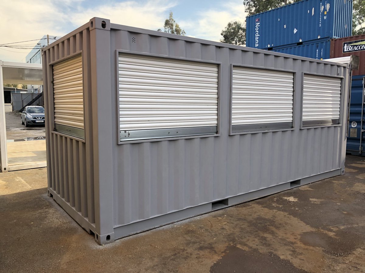 ContainerzLB's tweet photo. Manufacturing some new Models! Customize your own . Contact us now info@containerz.net #containers #shipping #containerz #intermodal #cafe #beirut #lebanon https://t.co/YZ88rWl7nQ