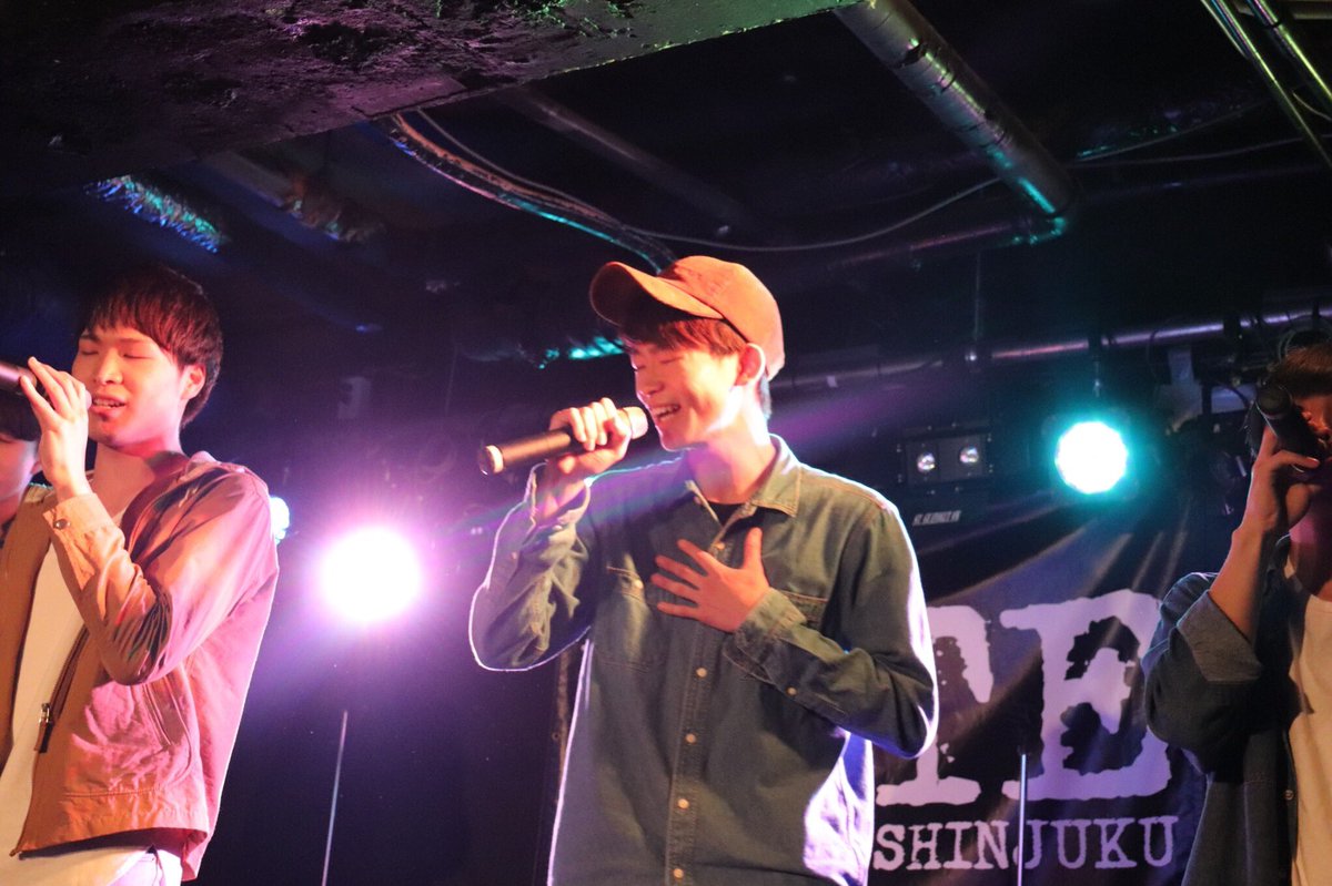hybrid_LINES's tweet photo. 【アラビアンナイト出演🕌】

先日、サウジ(@kfckfckoba)主催の二年目同期ライブ"アラビアンナイト第二夜"に出演させていただきました！✨

たくさんの二年同期バンドの中で、僕らも楽しく演奏させていただきました！🎤

次は外語祭でお会いしましょう！🇪🇸🇮🇹🇬🇧🇻🇳🇩🇪 https://t.co/T4DfcHgn3h