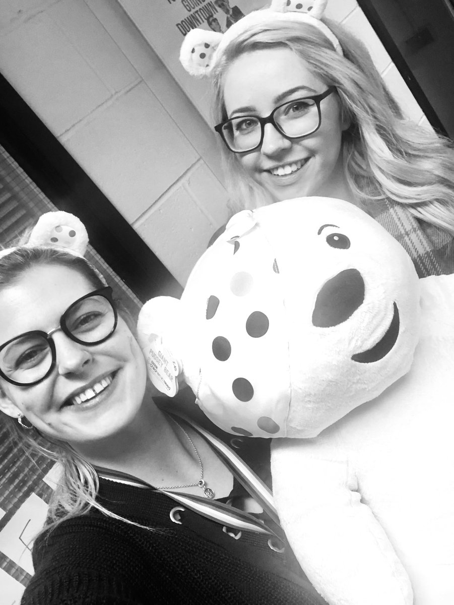 Rebecca Kay tweet media