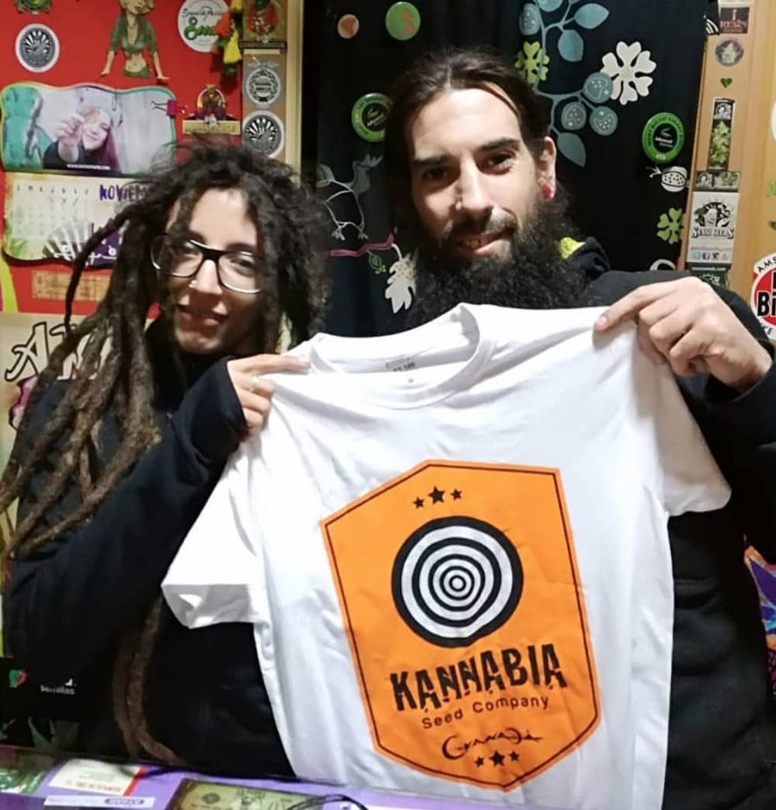 KannabiaGlobal's tweet photo. Kannabia Seeds in Humantis Growshop, in Humanes de Madrid. Thanks to @paraliarweb 😁🔝👏📷📸🌱🌱😀😍🤩💚💚👏👏👏
#kannabiaseeds #cannabisseeds #cannabissociety #madridgrowshop #humantis #cannabiscommunity #distribucionesparaliar #iamcannabis #weedmaps #growshopmadrid Much LOVE!!! https://t.co/zEC1lztl40