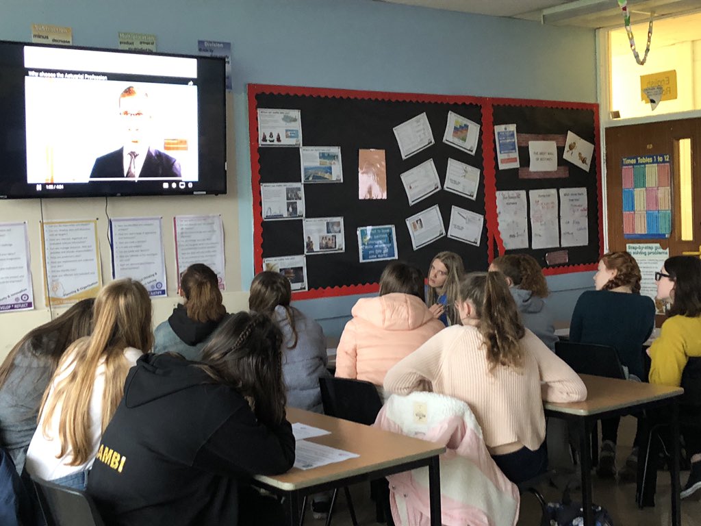 mrsjonesbhmaths's tweet photo. Interesting hour with year 11 @pencoedtrehighschool this morning finding out about careers with Maths.Thank you Further Maths support programme! @pencoedtremaths #mathsopensdoors #future #goforit https://t.co/UdnYWMyC3b