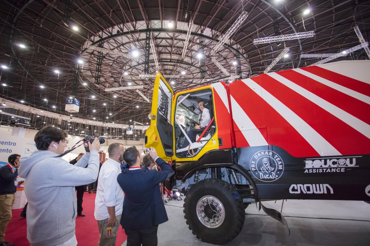 Palibex's tweet photo. Siempre recordaremos esta edición de Logistics por muchos motivos pero, sobre todo, por la gran cantidad de personas que nos habéis acompañado.
No te pierdas estas imágenes de nuestro paso por la Feria.
https://t.co/htYkcRg2R7
#Logistics2018 #SalaPalibex #PBXmola https://t.co/fIpElO2Ybr
