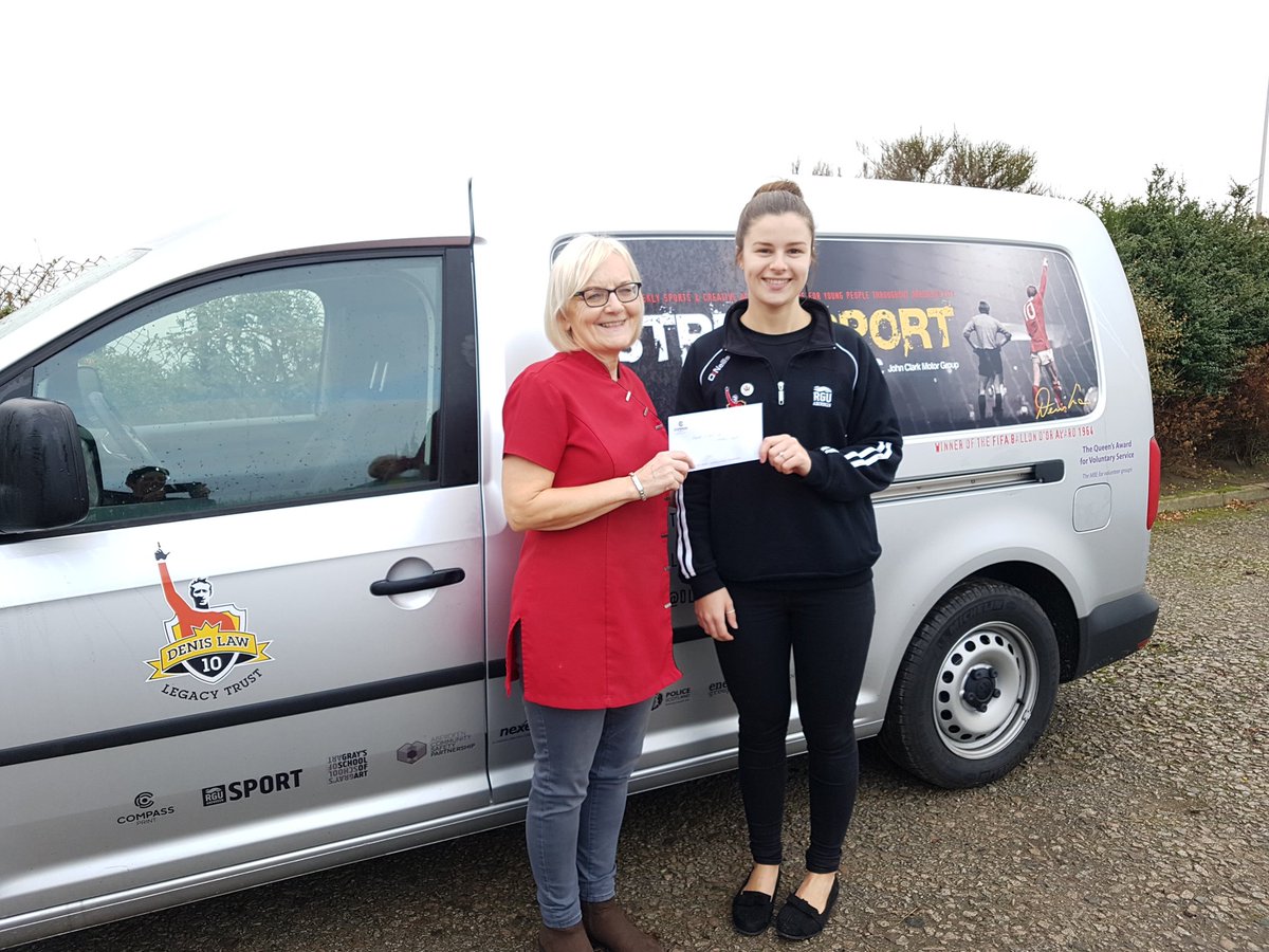 print_signage's tweet photo. Well done to Irene from the finishing department.
Money was collected over the year from the staff Honesty/Tuck Box and the following local charities were gifted. Pictured are Kiana from Streetsport and Irene.
@DLStreetsport @FriendsofANCHOR @SueRyderScot @CFINEAberdeen https://t.co/OgCwIqiDbr