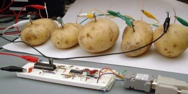 thecodinglove's tweet photo. When the client shows us his current server https://t.co/e22yFXVBJN #thecodinglove https://t.co/aoMOPKNrik
