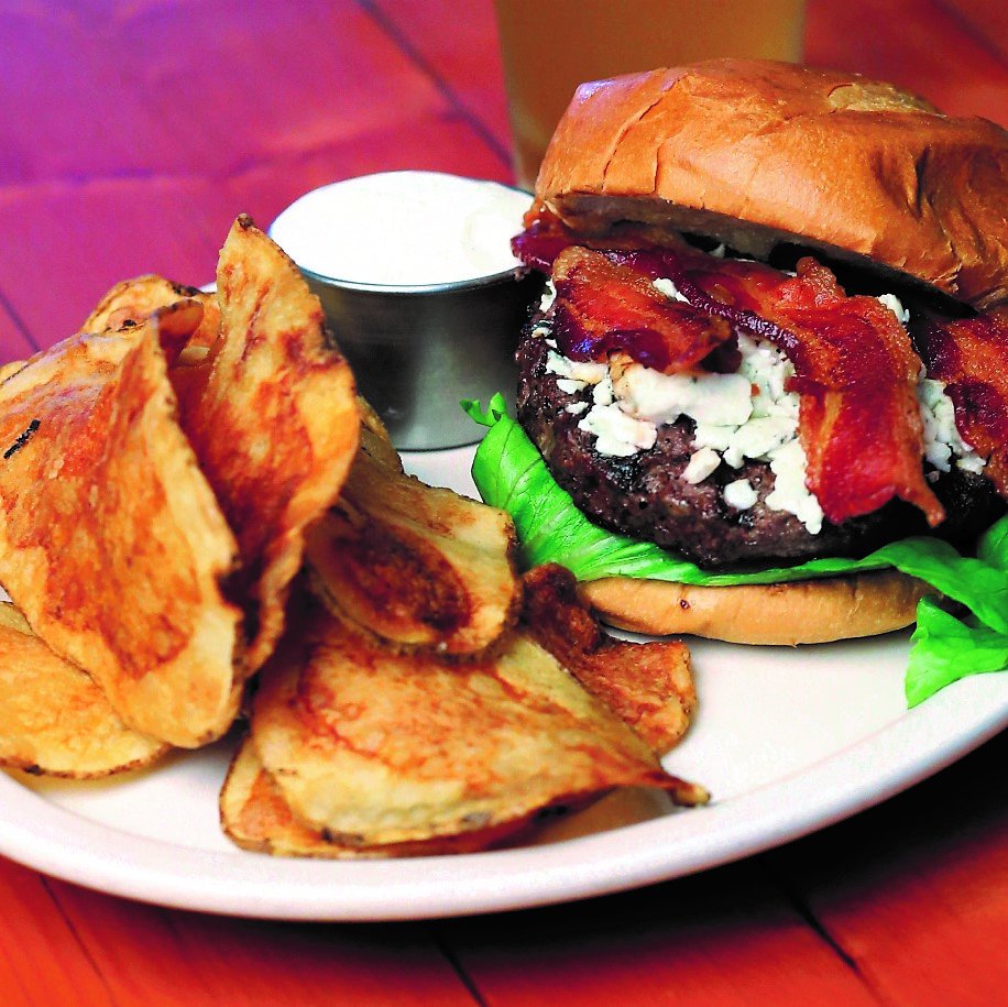SmallShopsUnite's tweet photo. This week in Featured Partner Friday? LuLu Cafe &amp; Bar! Café Lulu in Bay View ❤️s locals and so do we. 

Enjoy $10 off of your $30 purchase at Café Lulu and 24 other locally owned restaurants in #MKE when you purchase our Dine MKE Gift Pack! #ShopLocal #SupportLocal https://t.co/7kjkcexclA