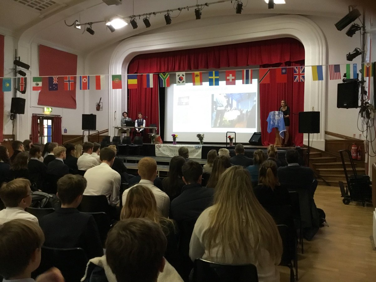 NorthBerwickHS's tweet photo. NBHS Model UN begins for 2018 @MartWhitfieldMP @elcourier @ELCouncil  #NBHSMUN2018 https://t.co/xDsYAQxrwt