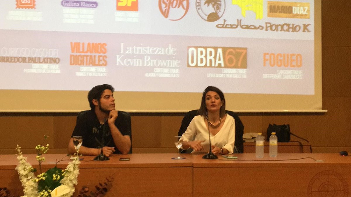 empleo_uhu's tweet photo. ¡¡¡GRACIAS!!!
Miles de gracias a todos los ponentes del XVII FORO DE EMPLEO Y EMPRENDIMIENTO DE LA UNIVERSIDAD DE HUELVA y a todos los asistentes, que hicieron posible que fuese un gran éxito. #empleo, #emprendimiento, #huelva, #foro2018, #universidad https://t.co/iFMWQZCfRX