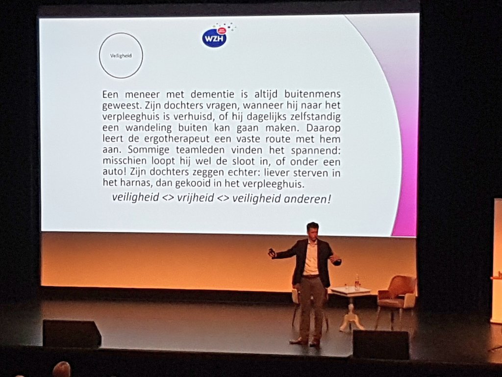 Prachtig filmpje over meneer de Bruin die op gesloten afdeling woont, maar met ondersteuning #ergotherapie en #gps toch weer alleen naar buiten mag. Dochter: 'Ik denk dat ik hem meer recht doe door zo voor hem op te komen dan hem alles af te pakken'. @TvanIersel <a href="/Nursingcongres/">Nursing Congressen</a>