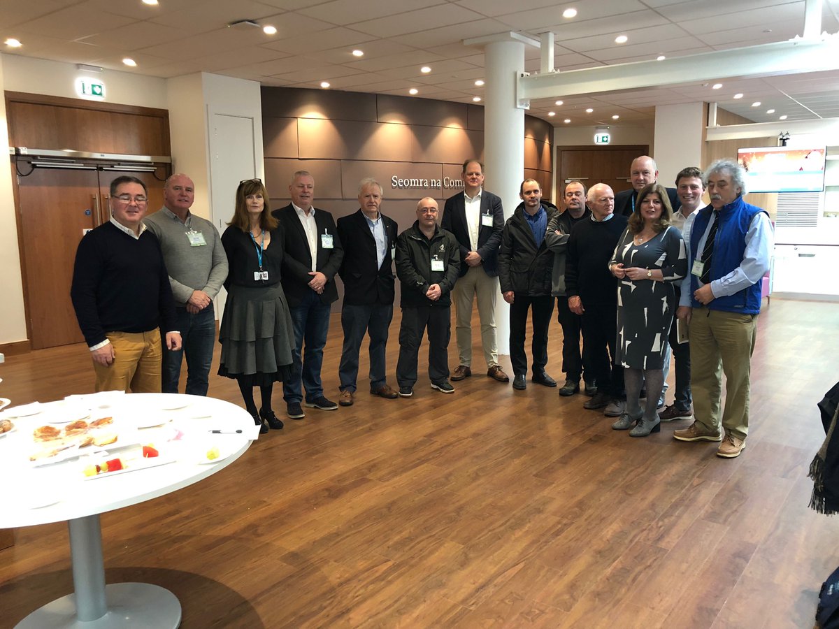 dlrcc's tweet image. Stakeholder engagement between Dún Laoghaire #harbour users and the #dlrcc council this morning. Really useful for everyone. Great opportunity for everyone to connect.