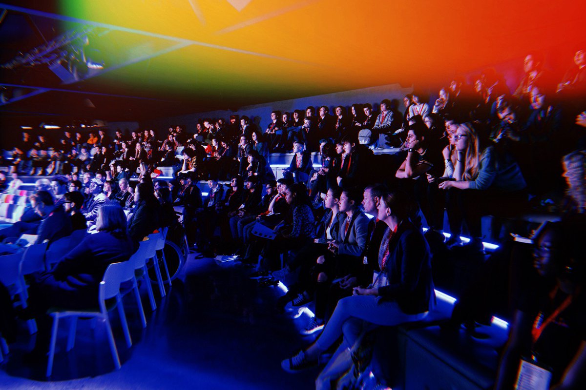 TBWAMCR's tweet image. TBWA’ers @hnickx and @davidryanjones loved representing the Creative Zone at #NativeCreative’s evening sessions. It was great to see so many students, graduates, returners and parents wanting to gain insight into creative agencies. Thank you to @mpaweareyou for having us.