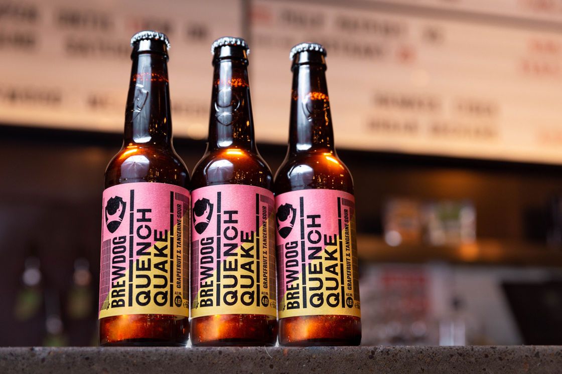 oddfroglive's tweet photo. NOW IN STOCK: BrewDog's session-strength sour, Quench Quake is a down-the-lines citrus bomb, brewed with pale malt and wheat and then hopped with the classic German aroma variety Perle. #sour #sourbeer #brewdog #quenchquake #beer #oddfrog https://t.co/zmpJCk77ip