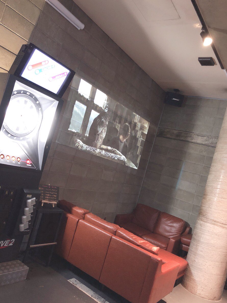 cafebargleam's tweet photo. gleam20時オープンしております！！
本日の映画はハリーポッター 炎のゴブレットです😎
テレビでも今日ハリーポッター 死の秘宝part1するんですよね！みたかったゲンキです…笑
本日のstaffは
ゲンキ、ナヒト、ハルト、チナツとなっております！ 【New!!】
新PVできました
https://t.co/p6n47nn8UG https://t.co/oCmRQ6tRYM