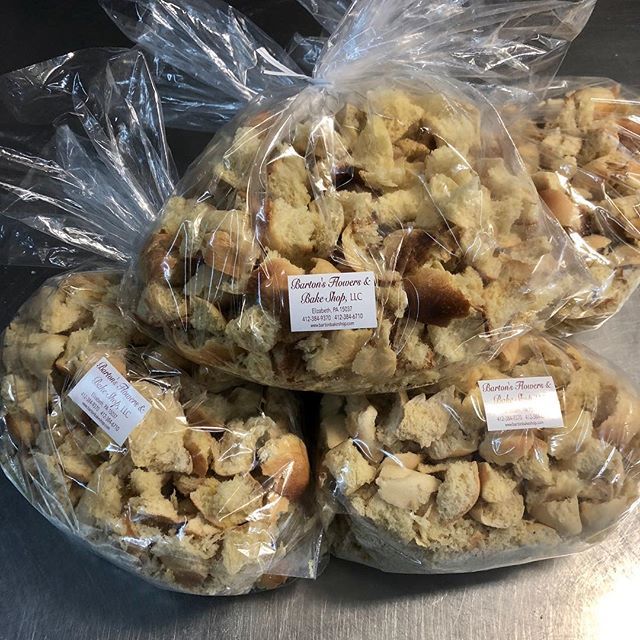 bartonsbakeshop's tweet photo. Get your stuffing mix here at #bartonsbakeshop #thanksgivingdinner #stuffing #stuffingmix #thanksgiving https://t.co/0Gf0ci79u1