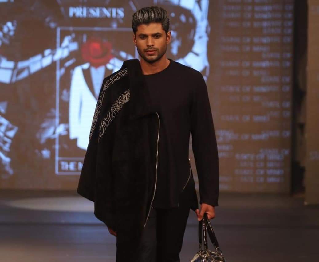 IBFWGoa's tweet photo. The @como_collective grand show in association with @MUDMakeUpDesign featuring the eclectic designs from 6 different designers - Brindisi, Gavin Miguel, Nidhi Munim, Megha Garg, Mohammed Mazhar and The Natty Garb!

IBFW Season 6 Driven by @volkswagenindia https://t.co/Sgb3n0NWFN