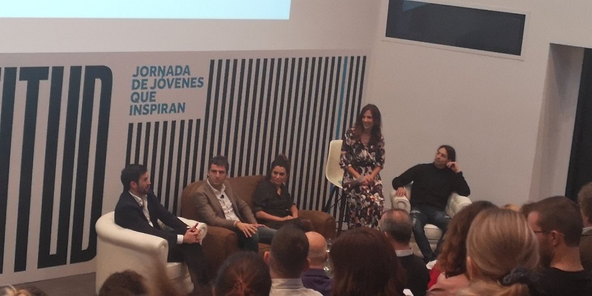 MercheLopezMart's tweet photo. Chute de positividad y energía de la mano de talentos alicantinos #alctitud https://t.co/el6dt2Y89Q