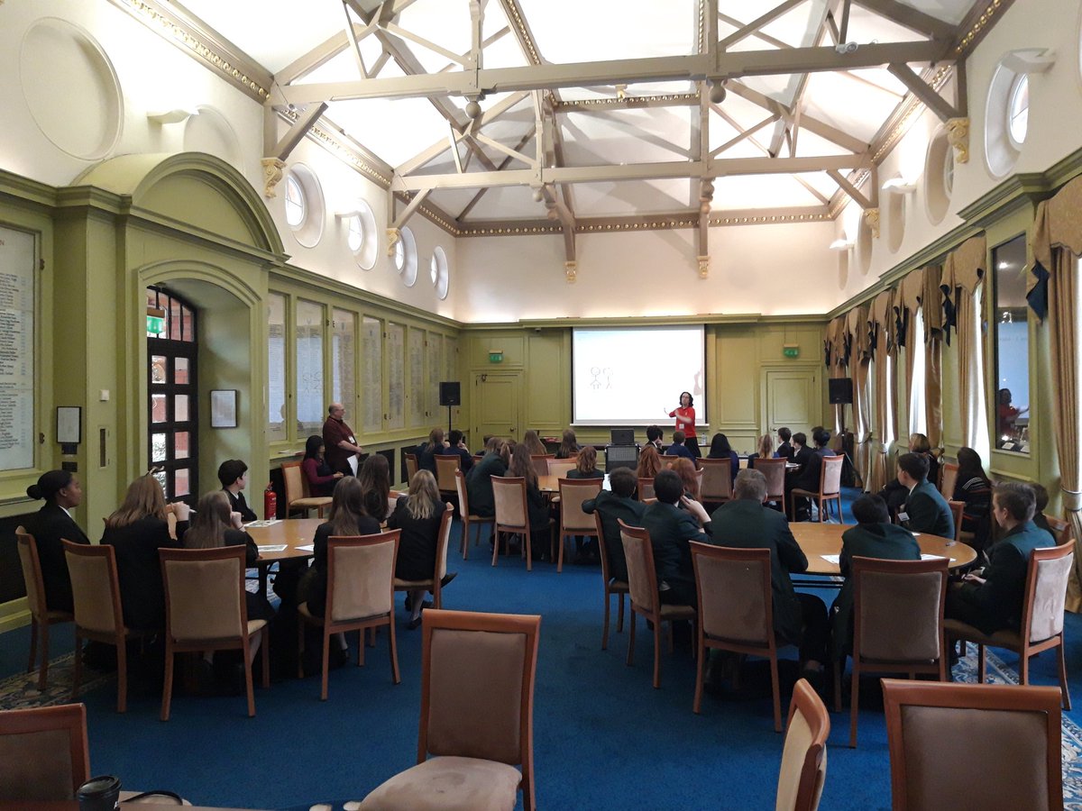 NatalieV_MEI's tweet photo. Brilliant morning watching the awesome Cath & Laurence introduce 83 pupils from 6 schools to world of investments and ciphers #takingmathsfurther @Advanced_Maths @cmooremaths https://t.co/JiomaJzblo