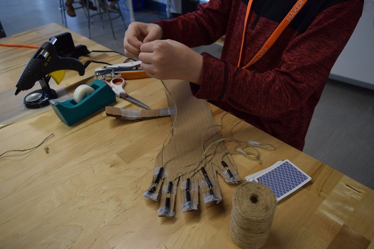 We're opening at 11 AM today, November 16! Can't wait to see our school friends who have the day off. No preschool programs this morning but Maker City is open this afternoon from 1 - 5 PM.