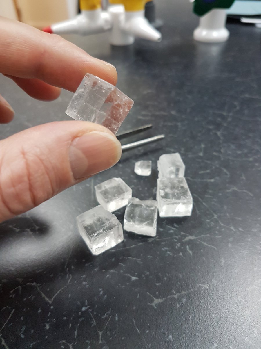 Andrestrujado's tweet photo. They grow so fast! Not really....they were so tiny and now just look at them. Sodium chloride crystals #RealTimeChemweek 2018 #Chem4Life #CrystalPic https://t.co/NWyQmHya2l
