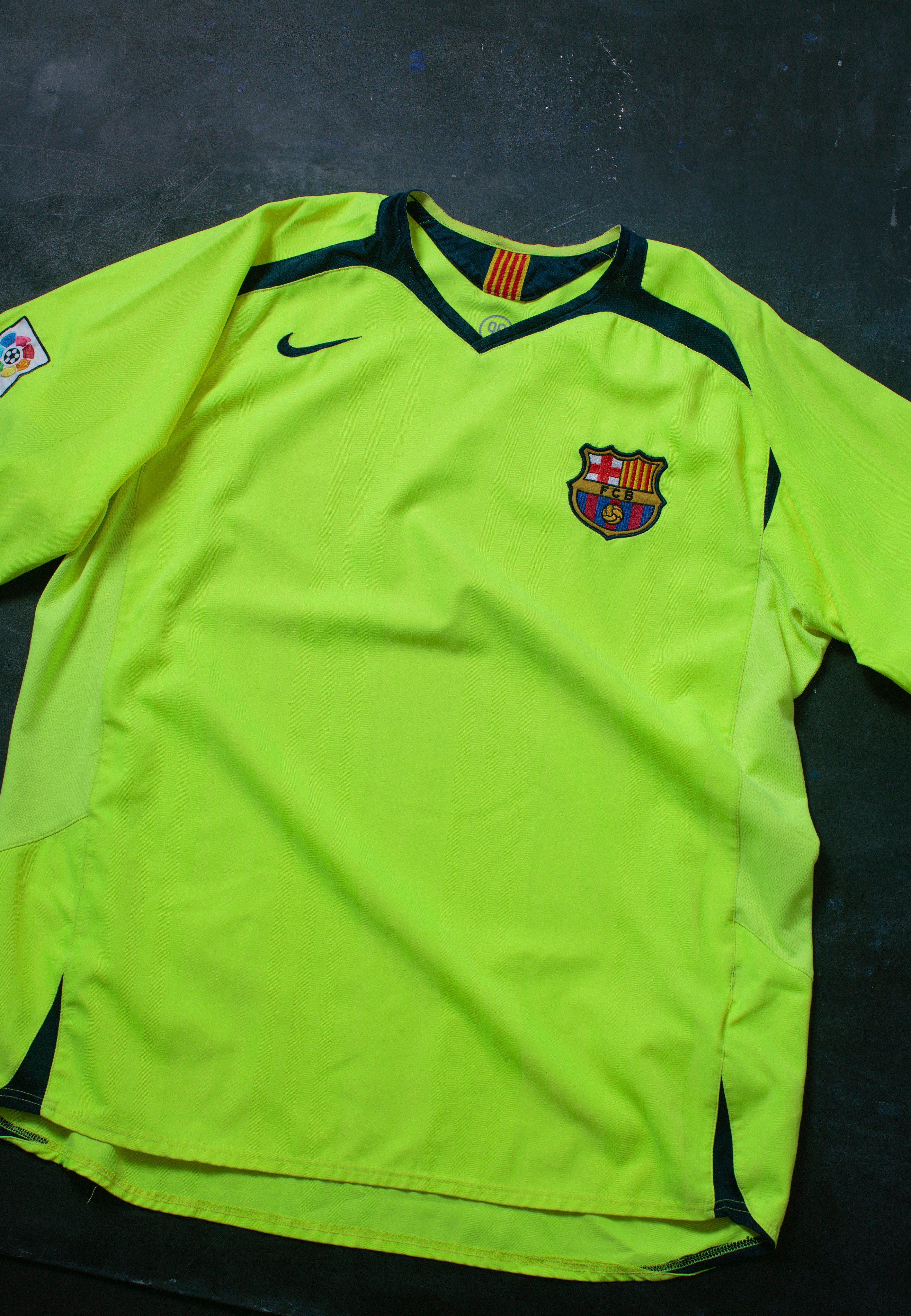 WorldSoccerShop on X 3 rd Jersey The 2005 06 Barcelona away jersey. Barcelona won the Champions League La Liga title wearing this jersey. 4 th Jersey The 2006 07 Barcelona home jersey. The