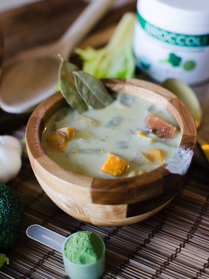 Its sweater weather which means its soup season. Taste one of our favorite soups ever. Creamy broccoli potato soup. Plant-based, easy to make and super delicious! 🌱🧥😋

…qfo1vhnltb-8758724.shopifypreview.com/blogs/recipes/…

#koyahlife #soup #plantbased #broccolipowder #healthy #easytomake #vegan #feedfeed