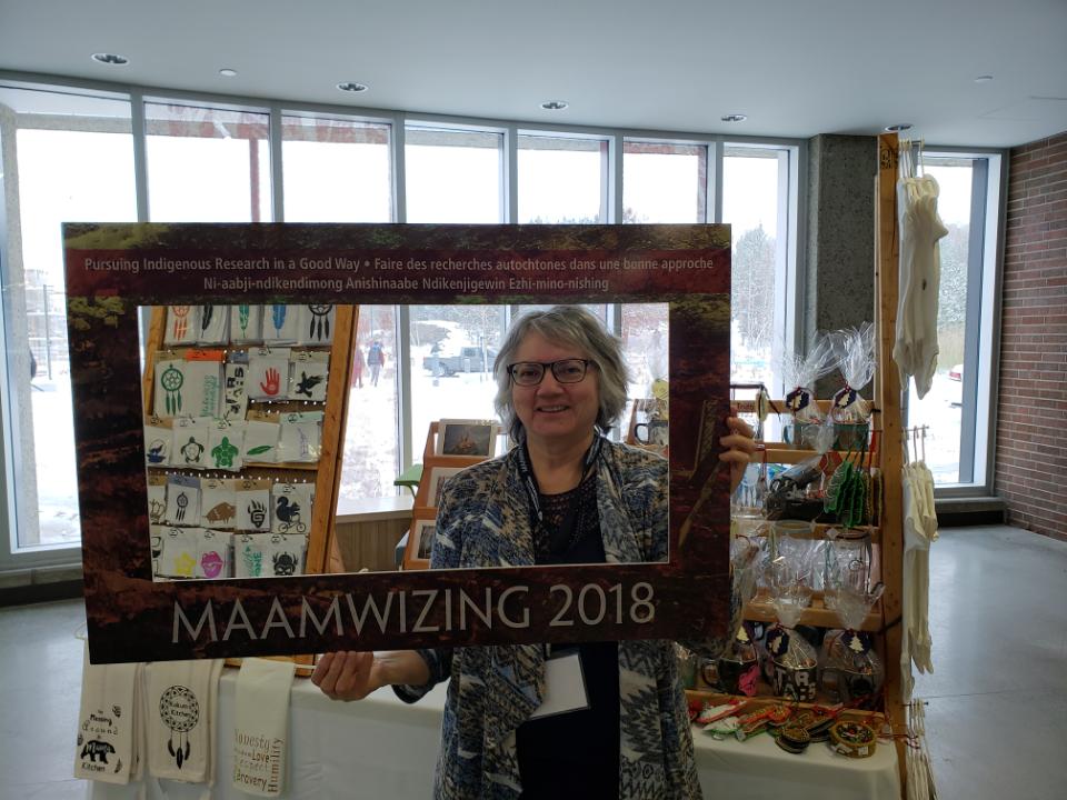 Maamwizing2018's tweet photo. Let's support our Indigenous artists and vendors this weekend during #Maamwizing2018 #supportIndigenous #Indigenousconference #support local https://t.co/n9CAsaTNY4