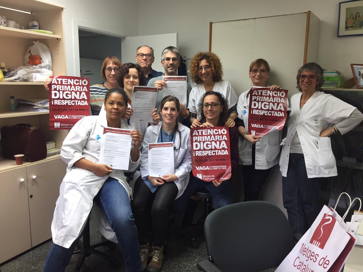 metgescatalunya's tweet photo. CAP Florida Sud (L'Hospitalet) amb @metgescatalunya. Per #DignitatAP, sí a la #vagafacultatius https://t.co/Ao3Ffhbrnp