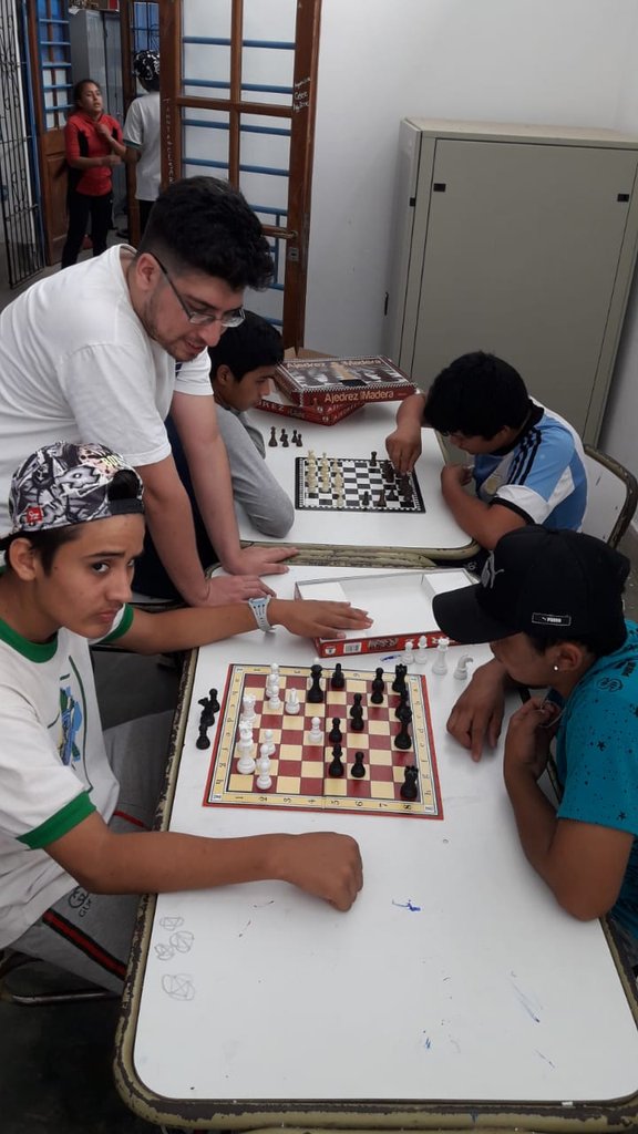 ChocobarKarina's tweet photo. La #ESA del Col 5171 #Tartagal viene preparándose para hoy poder participar de la "Copa amistad" junto al #CAJ  del 5188 #AjedrezEducativo  @aniberruezo @fguillesaavedra @MartaMariaMerlo @AlancayDel @matiaszaki16 @artydance23 @lescano_marite https://t.co/DrxKkwLEKM