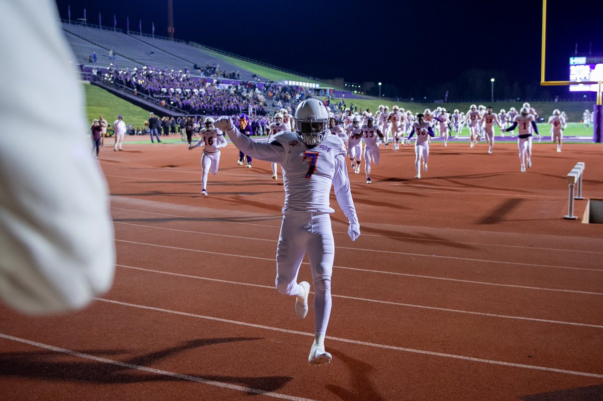 NSUDemonsFB's tweet photo. Why not watch the #BattleForChiefCaddo again? How about now or later on https://t.co/VMNRMLuIvF and the Southland Conference apps ... and at noon today on @CoxSportsTV #Demon18all #EAT #ChiefCaddoComesHome #NeverYield https://t.co/vZOekp2nRT