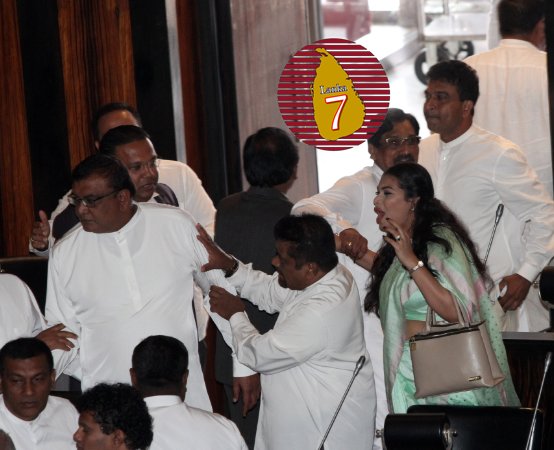 Lanka7news's tweet image. #lankanews போர்க்களமாக மாறிய பாராளுமன்ற காட்சிகள்
#techprint #srilanka #colombo #colombostyle #printing #tshirt #tshirtprinting #personalisedgifts #srilankan #legend #colombostreetstyle #colombofashion #colombofashion #colombolife #srilankanstyle
lanka-7.com/2018/11/lankan…